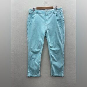 Chico’s Women’s 2.5 Short (14) Platinum Blue Stretch Denim Jean Pant